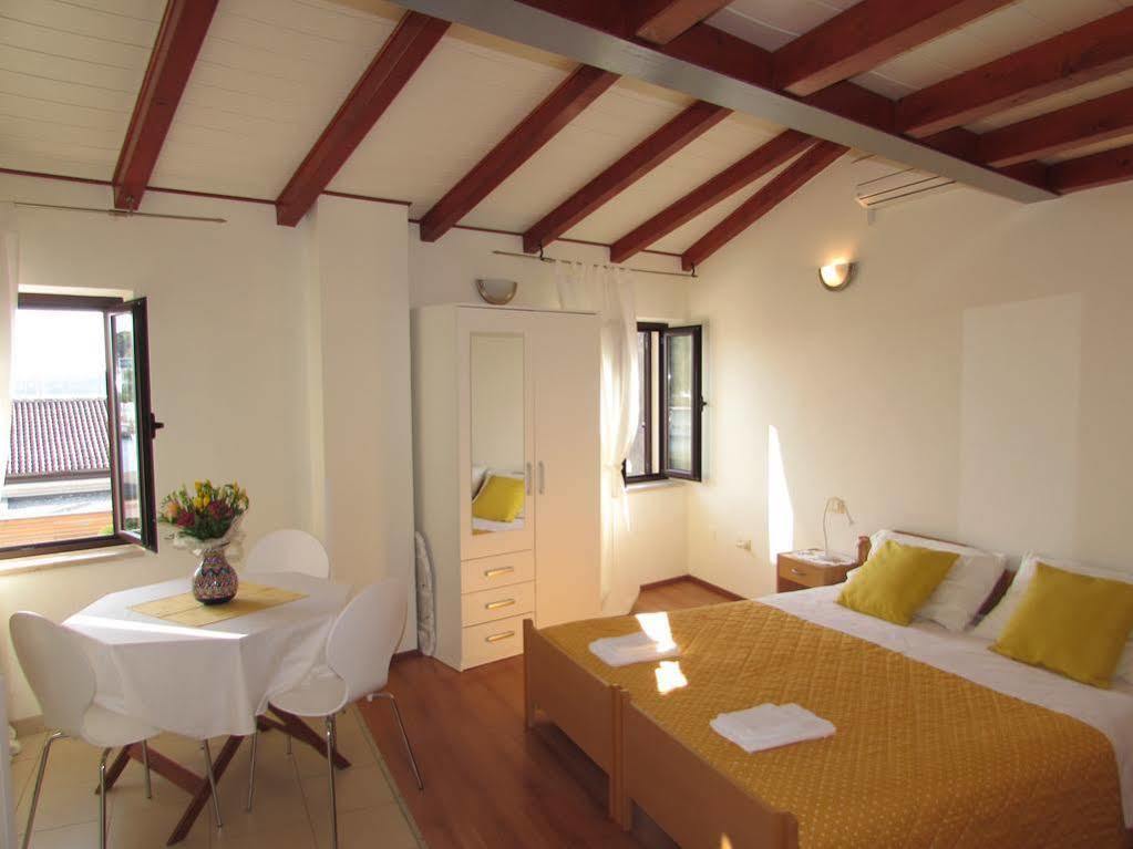 Guest House Pina Rovinj Eksteriør bilde